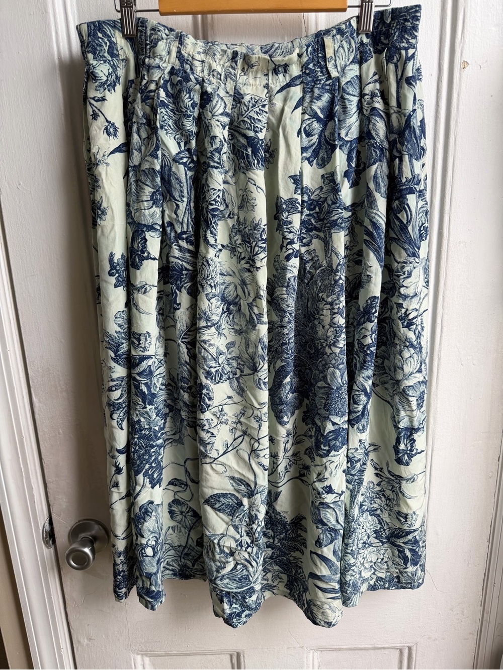 Perry Ellis Cream and Navy Floral A-Line Skirt